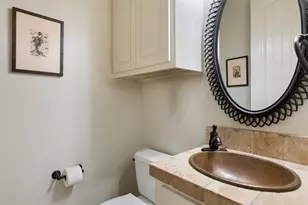 18 Hedgebrook Way, The Hills, TX 78738 - Photo 16