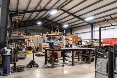 945 Huser Boulevard, Schulenburg, TX 78956 - Photo 10