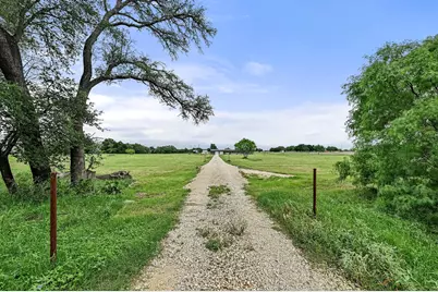 1608 County Road 204, Liberty Hill, TX 78642 - Photo 34