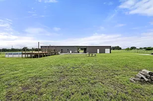1608 Co Rd 204, Liberty Hill, TX 78642 - Photo 32