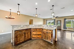 1608 Co Rd 204, Liberty Hill, TX 78642 - Photo 8