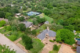 11115 Shady Hollow Dr, Austin, TX 78748 - Photo 36