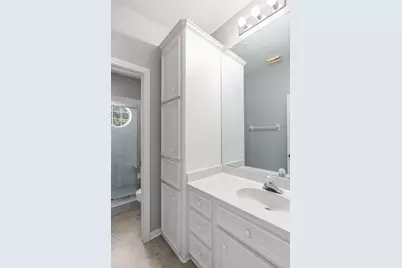 11115 Shady Hollow Drive, Austin, TX 78748 - Photo 22