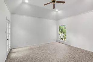 11115 Shady Hollow Dr, Austin, TX 78748 - Photo 14