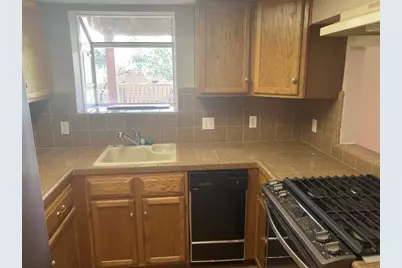 912 E 32nd St. Street E #101, Austin, TX 78705 - Photo 10