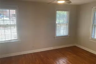 912 E 32nd St Street E, Austin, TX 78705 - Photo 8