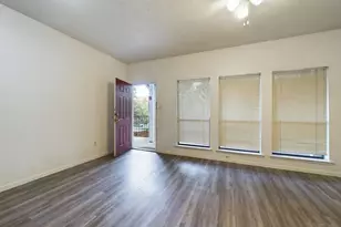 2901 San Jacinto Blvd, Austin, TX 78705 - Photo 8