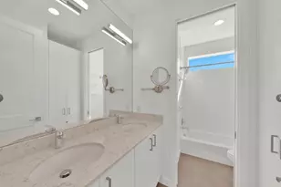 203 E 46th St, Austin, TX 78751 - Photo 10