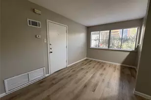 3304 Red River St, Austin, TX 78705 - Photo 2