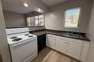 3304 Red River St, Austin, TX 78705 - Photo 4