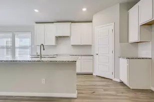 125 Holmby Dr, Hutto, TX 78634 - Photo 10