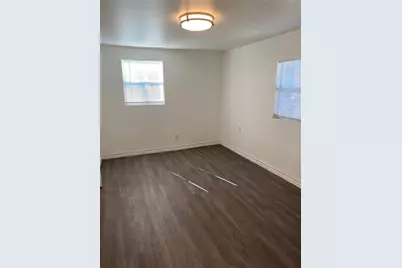 1105 E 3rd Street #B, Austin, TX 78702 - Photo 6