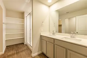 612 Roaring Fork Ln, Bastrop, TX 78602 - Photo 14