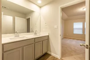 612 Roaring Fork Ln, Bastrop, TX 78602 - Photo 16