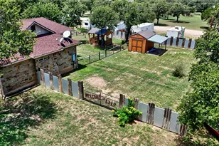710 Panorama Dr, Buchanan Dam, TX 78609 - Photo 16