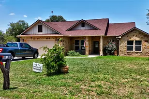 710 Panorama Dr, Buchanan Dam, TX 78609 - Photo 2