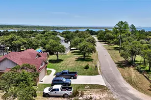 710 Panorama Dr, Buchanan Dam, TX 78609 - Photo 22