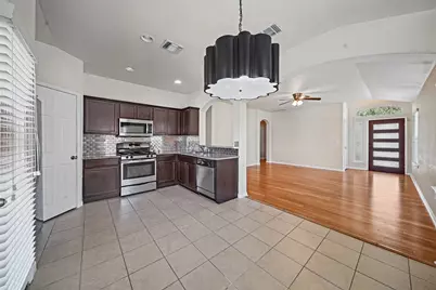113 Wallops, Kyle, TX 78640 - Photo 8