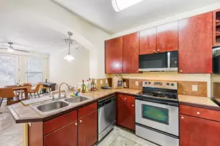 2505 San Gabriel St, Austin, TX 78705 - Photo 6