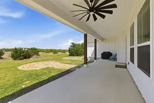300 Co Rd 220, Florence, TX 76527 - Photo 26