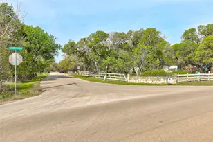 10600 Slaughter Creek Dr, Austin, TX 78748 - Photo 10