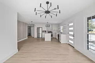 903 Cardiff Dr, Austin, TX 78745 - Photo 8