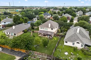 1707 Alison Ann Ct, Pflugerville, TX 78660 - Photo 4