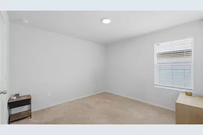 825 Nodding Nixie, Seguin, TX 78155 - Photo 4