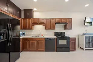 4323 Stromquist St, Austin, TX 78723 - Photo 10