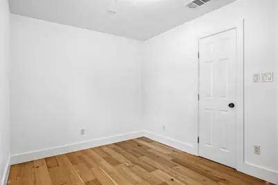 6802 Villita Avenida Street, Austin, TX 78741 - Photo 22