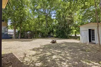 6802 Villita Avenida Street, Austin, TX 78741 - Photo 38