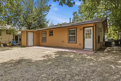6802 Villita Avenida Street, Austin, TX 78741 - Photo 34