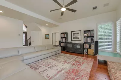 14 Torrington Lane, The Hills, TX 78738 - Photo 6