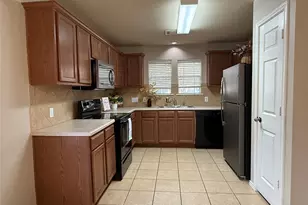 520 Rolling Oak Dr, Round Rock, TX 78664 - Photo 4