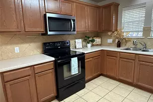 520 Rolling Oak Dr, Round Rock, TX 78664 - Photo 6