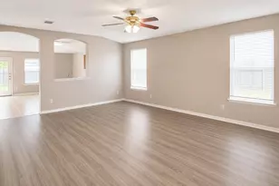 210 Lucky Clover Ln, Hutto, TX 78634 - Photo 2