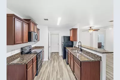 229 J E Brown Lane, Jarrell, TX 76537 - Photo 8