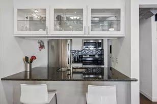 1510 W 6th St, Austin, TX 78703 - Photo 8