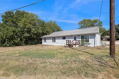 205 E Myrtle Lane, Liberty Hill, TX 78642 - Photo 16