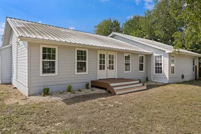 205 E Myrtle Lane, Liberty Hill, TX 78642 - Photo 1
