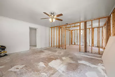 205 E Myrtle Lane, Liberty Hill, TX 78642 - Photo 28