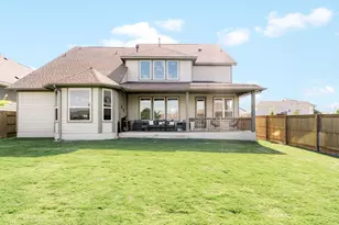 137 Crescent Moon Ct, Dripping Springs, TX 78620 - Photo 32