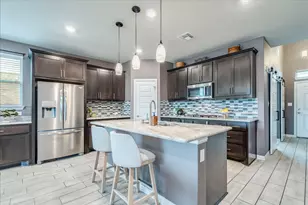 610 Stonewood Ln, Buda, TX 78610 - Photo 6