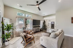 149 Arosa Dr, Elgin, TX 78621 - Photo 16