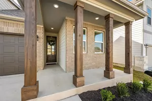 206 Crater Lk Dr, Dripping Springs, TX 78620 - Photo 2