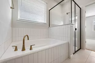 206 Crater Lk Dr, Dripping Springs, TX 78620 - Photo 34