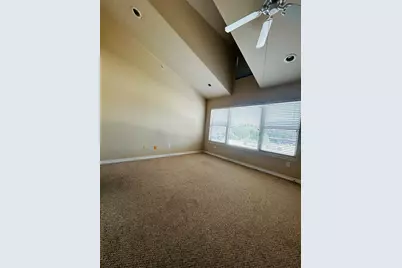 305 E 31 Street #4, Austin, TX 78705 - Photo 16