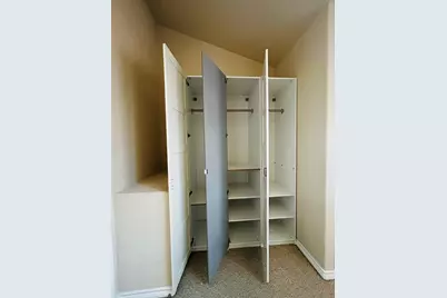 305 E 31 Street #4, Austin, TX 78705 - Photo 24