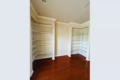305 E 31 Street #4, Austin, TX 78705 - Photo 14