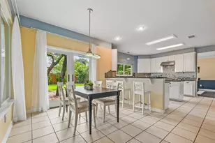 13353 Amasia Dr, Austin, TX 78729 - Photo 12